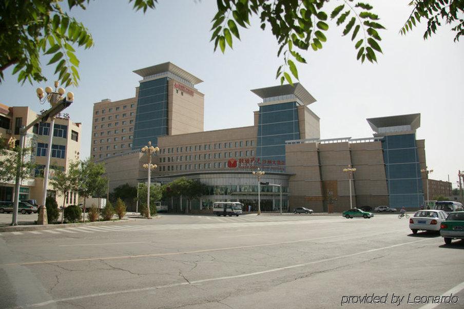 Grand Soluxe Hotel Dunhuang Dış mekan fotoğraf