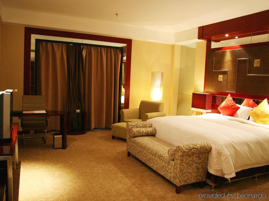 Grand Soluxe Hotel Dunhuang Oda fotoğraf