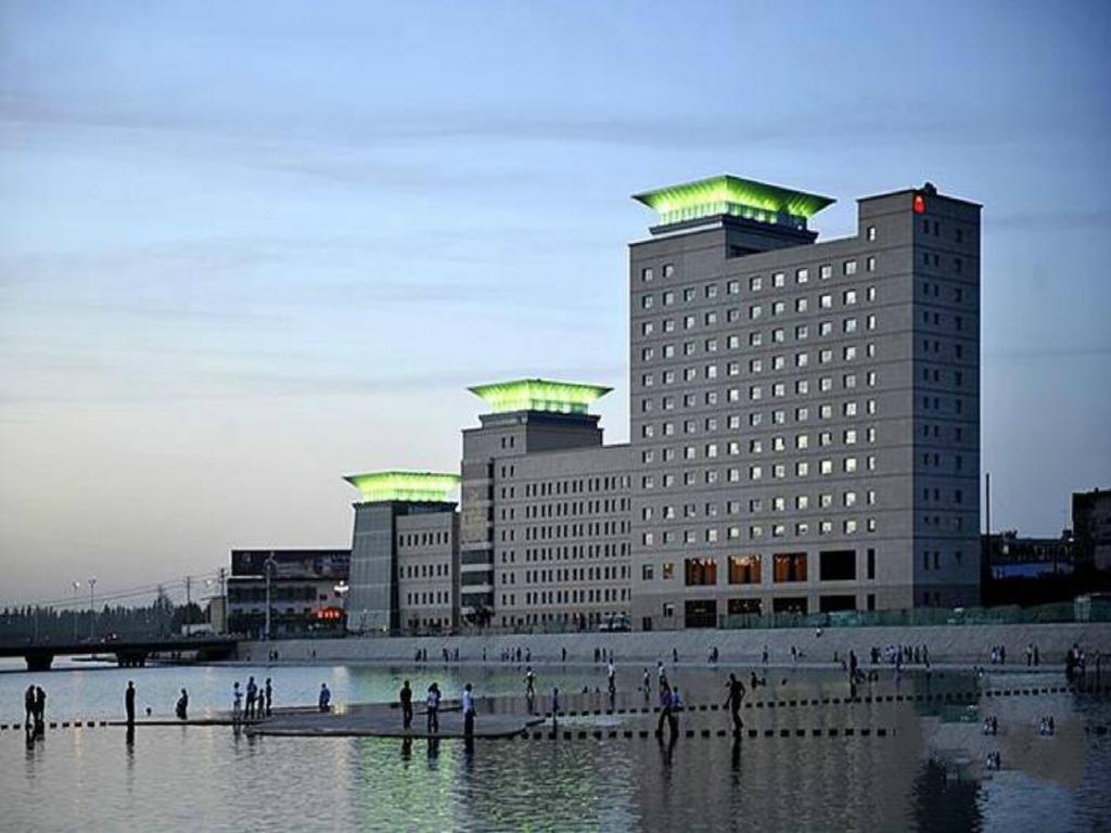 Grand Soluxe Hotel Dunhuang Dış mekan fotoğraf