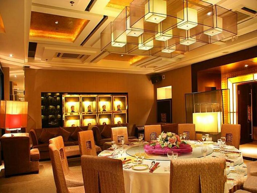 Grand Soluxe Hotel Dunhuang Dış mekan fotoğraf