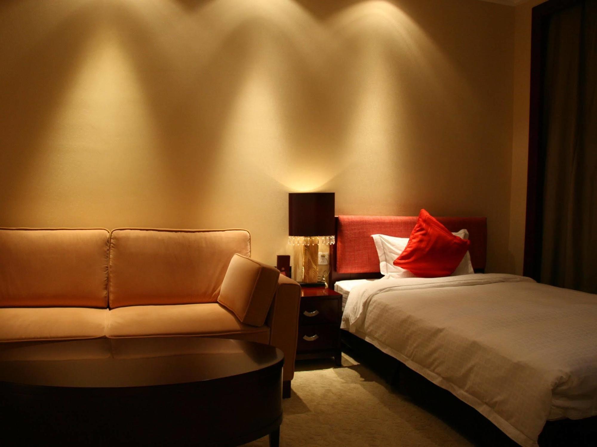 Grand Soluxe Hotel Dunhuang Dış mekan fotoğraf